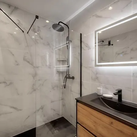 Apartament Luxury - Stunning With Terrace To Rent Grand Cannes